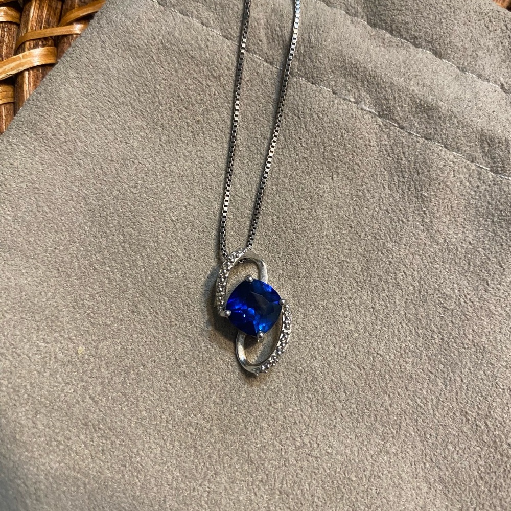Elegant Sapphire and Silver Pendant Necklace